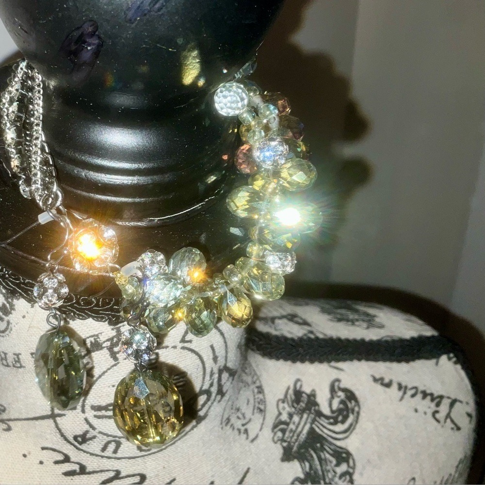 Light green crystal bracelet with pewter metal / crystals & matching earrings